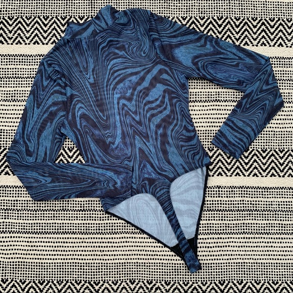 Good American Moody Swirl Long Sleeve Mesh Bodysuit size 3 - Picture 3 of 5